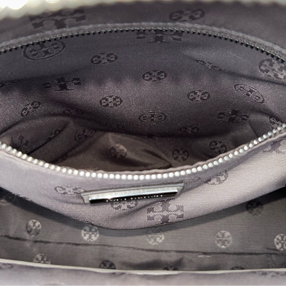 Tory Burch NWOT Thea Backpack MSRP $449 wallet NOT included - Picture 5 of 10